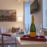Lägenhet La Porta Rossa Di Borgo - Vatican Luxury