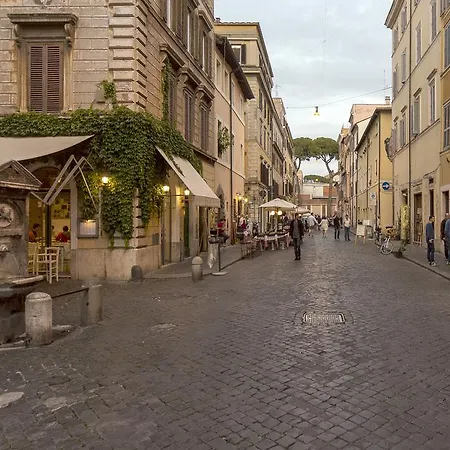 Lägenhet La Porta Rossa Di Borgo - Vatican Luxury