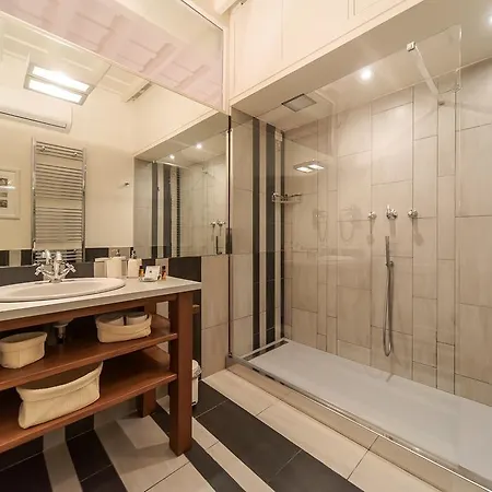 La Porta Rossa Di Borgo - Vatican Luxury شقة روما