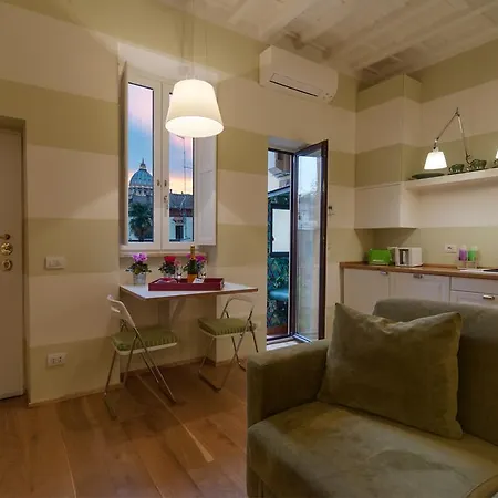 La Porta Rossa Di Borgo - Vatican Luxury * روما